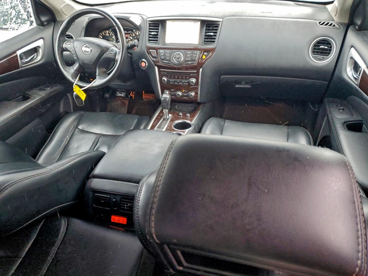 2015 Nissan Pathfinder - zdjęcie 8