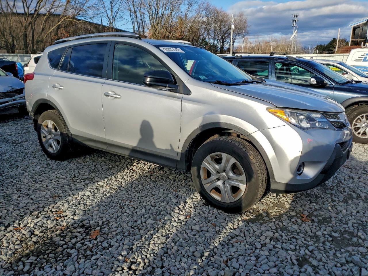 2015 Toyota Rav4 Le - zdjęcie 4