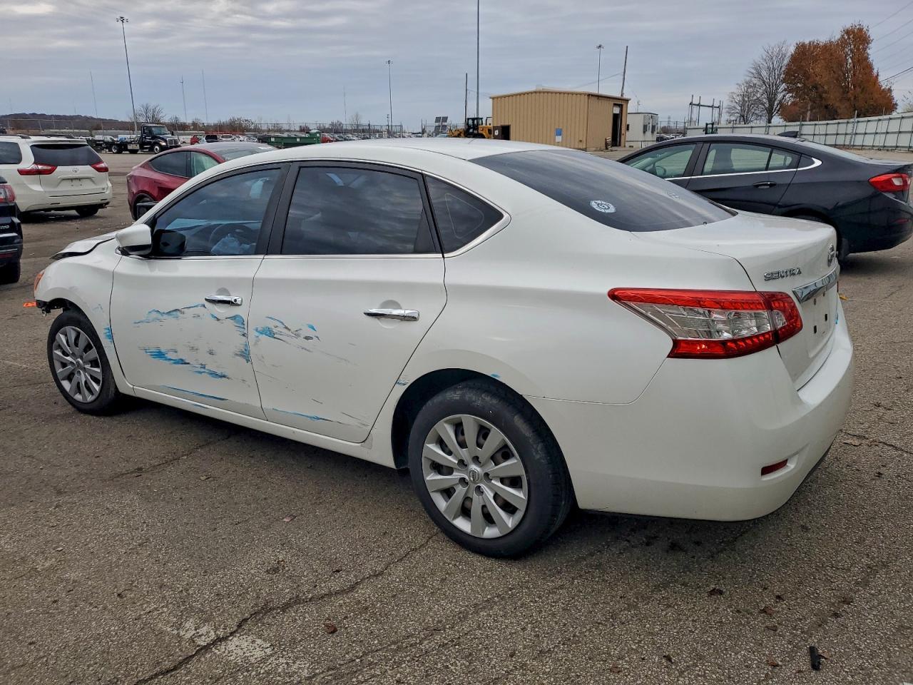 2014 Nissan Sentra - zdjęcie 2