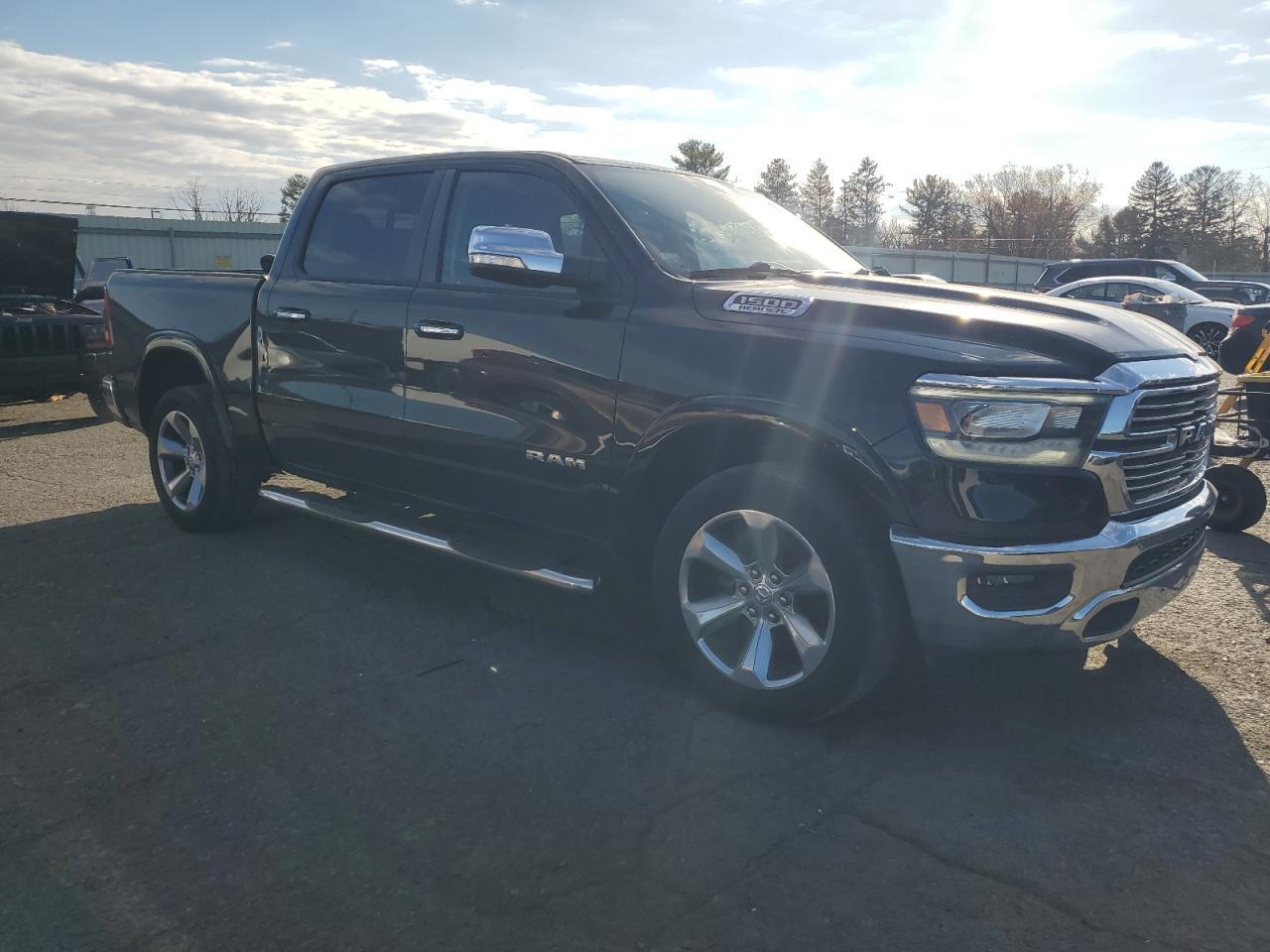 2019 RAM 1500 - zdjęcie 4