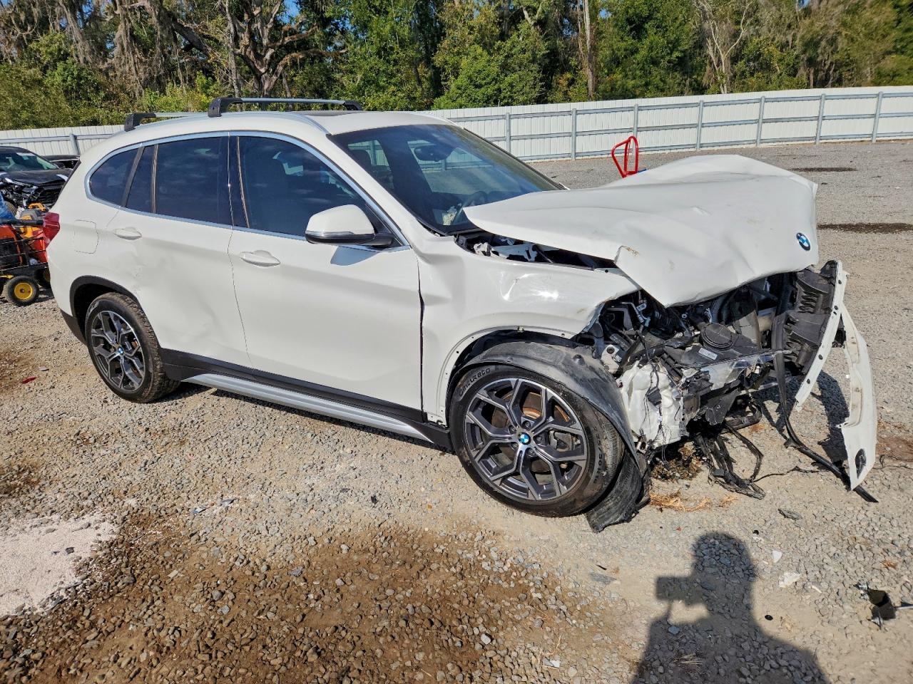2021 BMW X1 xDrive28I - zdjęcie 4