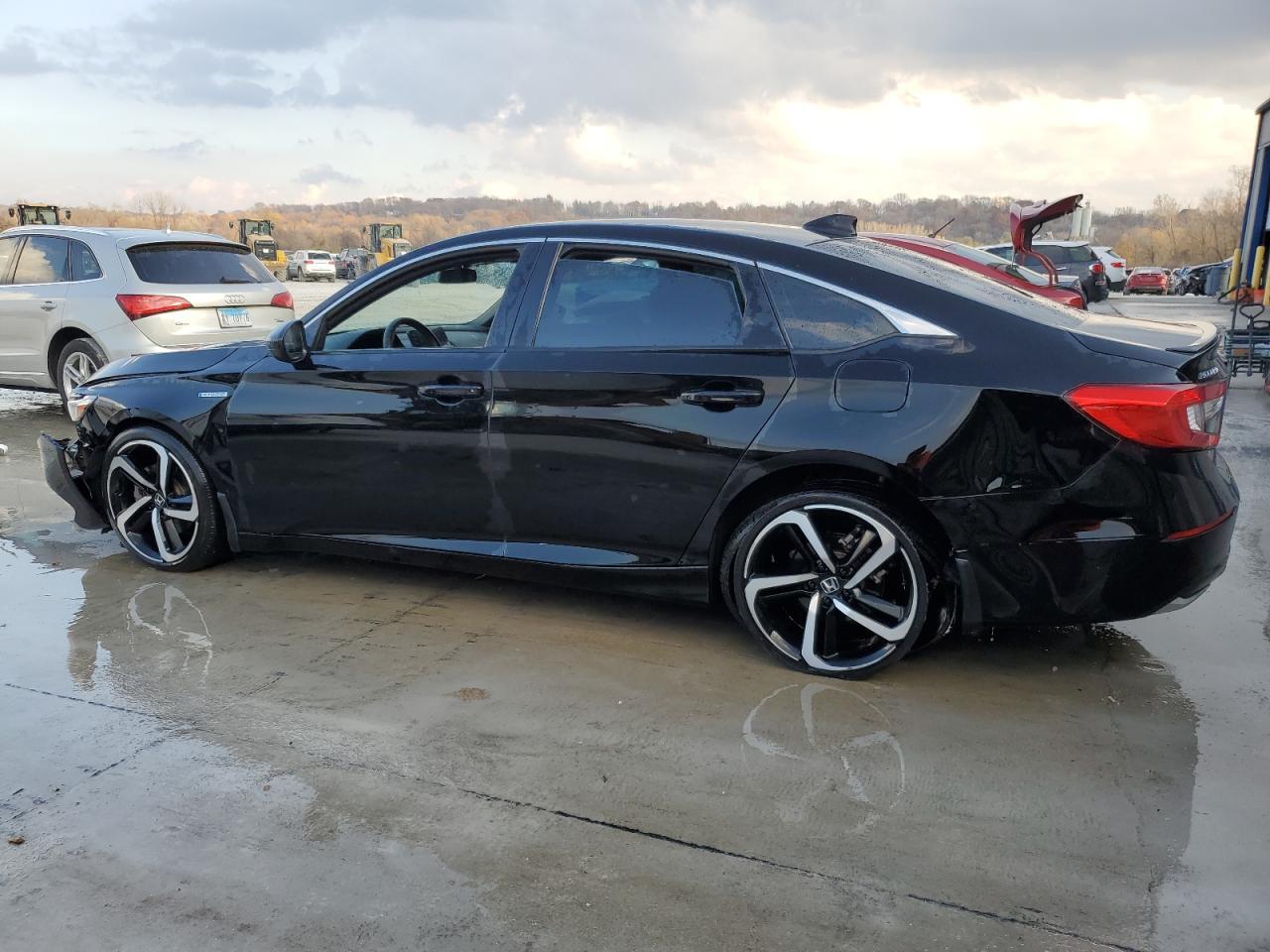 2022 Honda Accord - zdjęcie 2