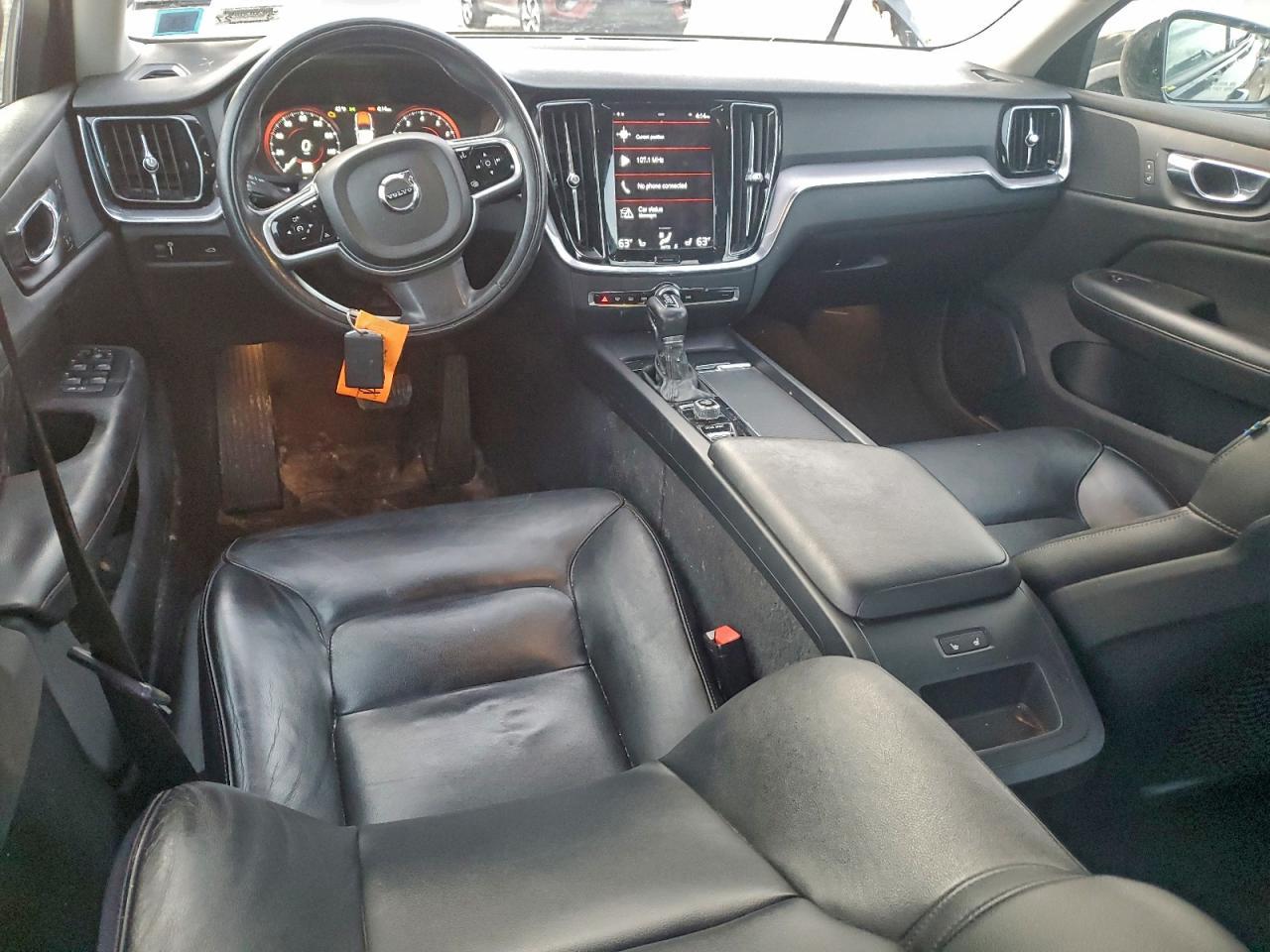 2020 Volvo S60 - zdjęcie 8