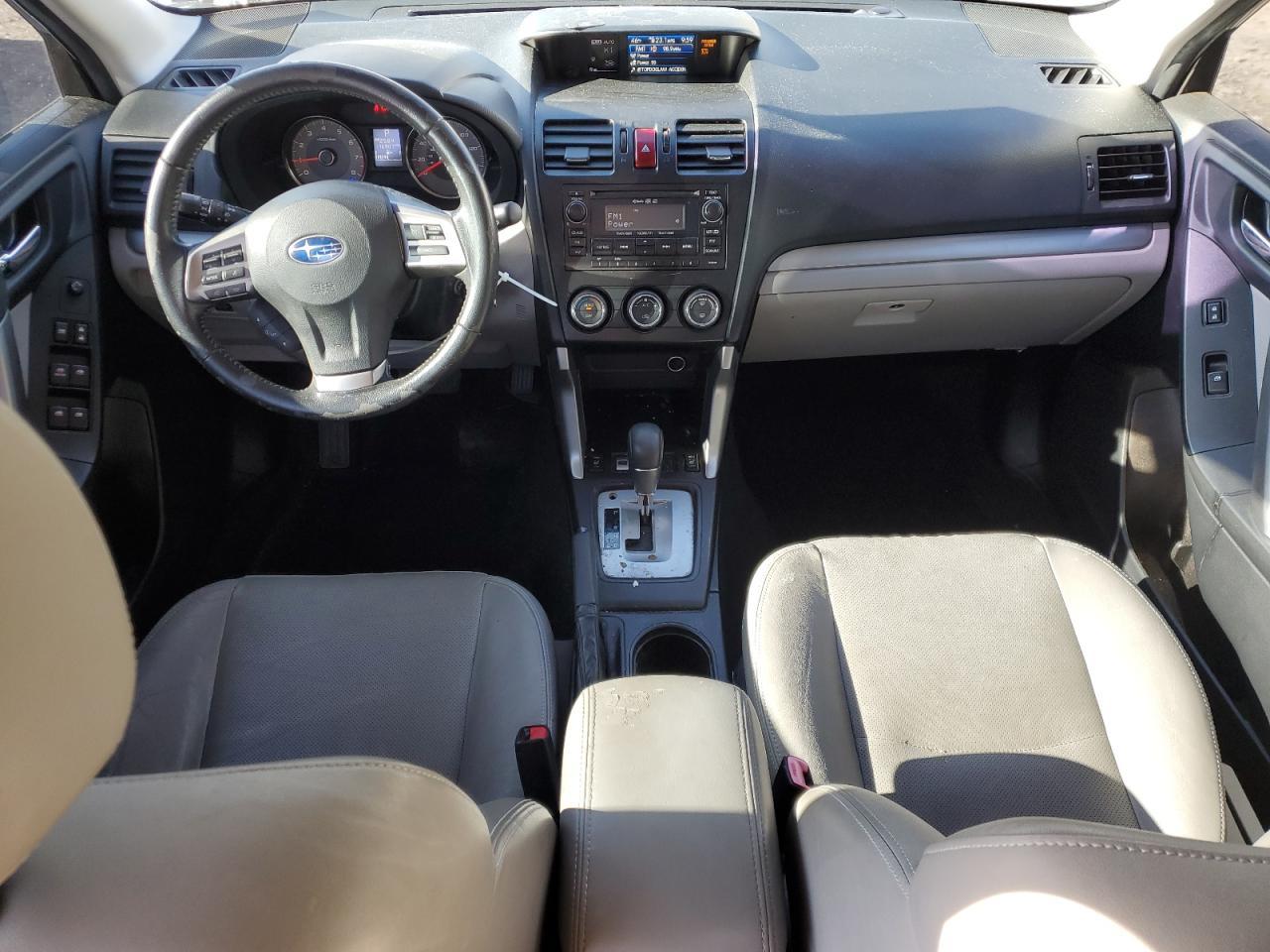 2014 Subaru Forester - zdjęcie 8