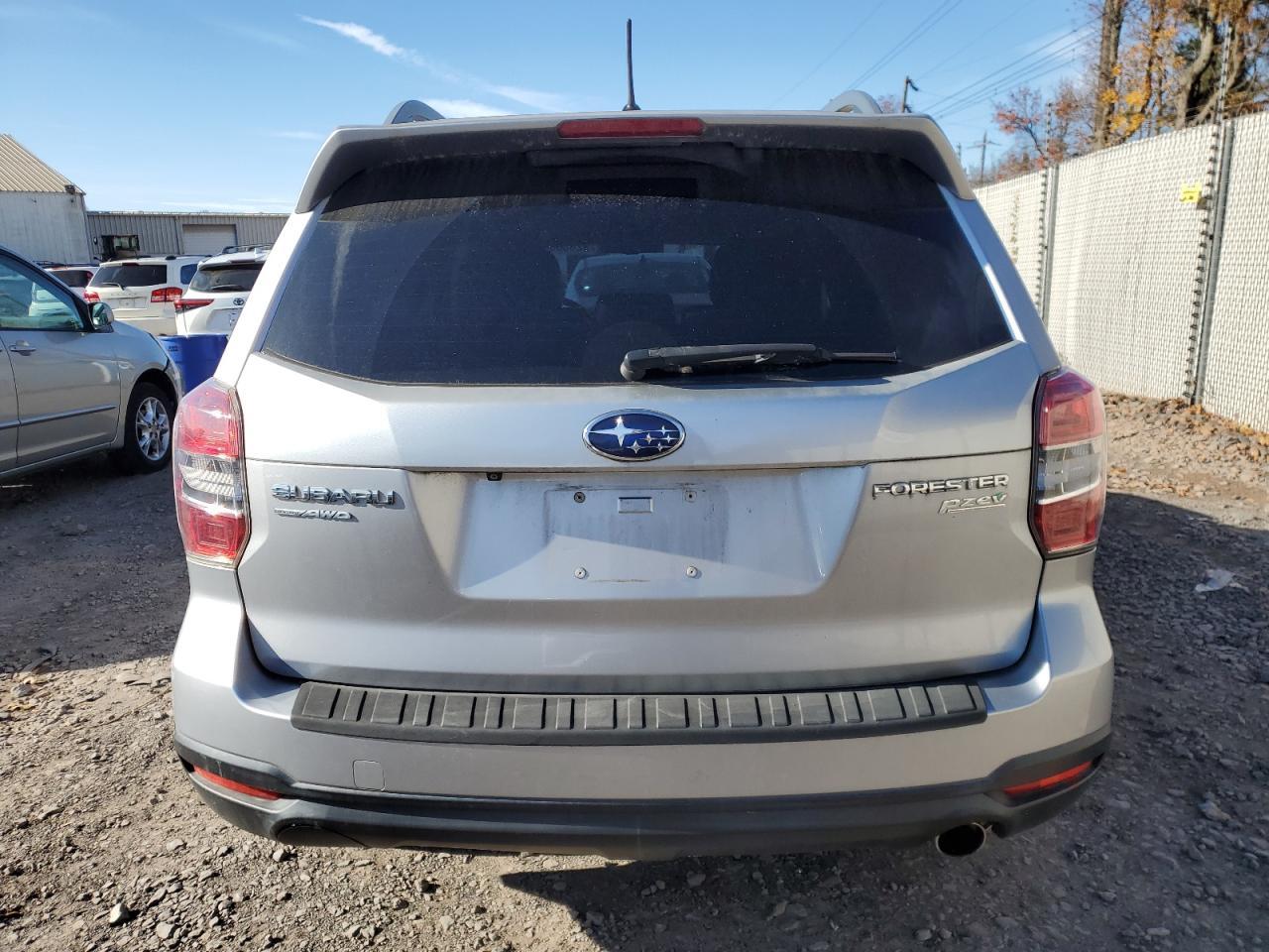 2014 Subaru Forester - zdjęcie 6