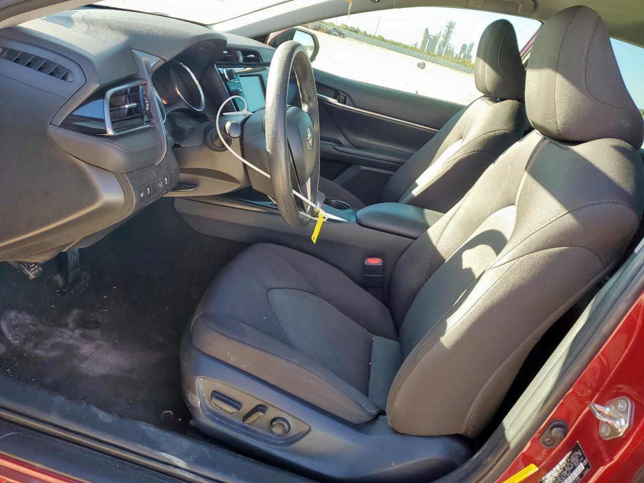 2019 Toyota Camry - zdjęcie 7
