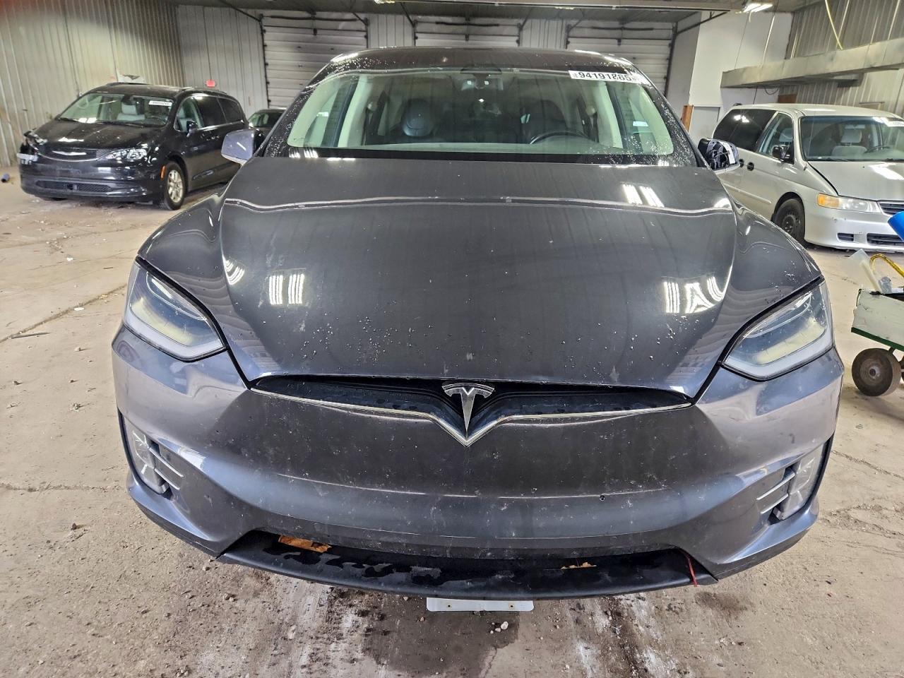 2016 Tesla Model X - zdjęcie 5