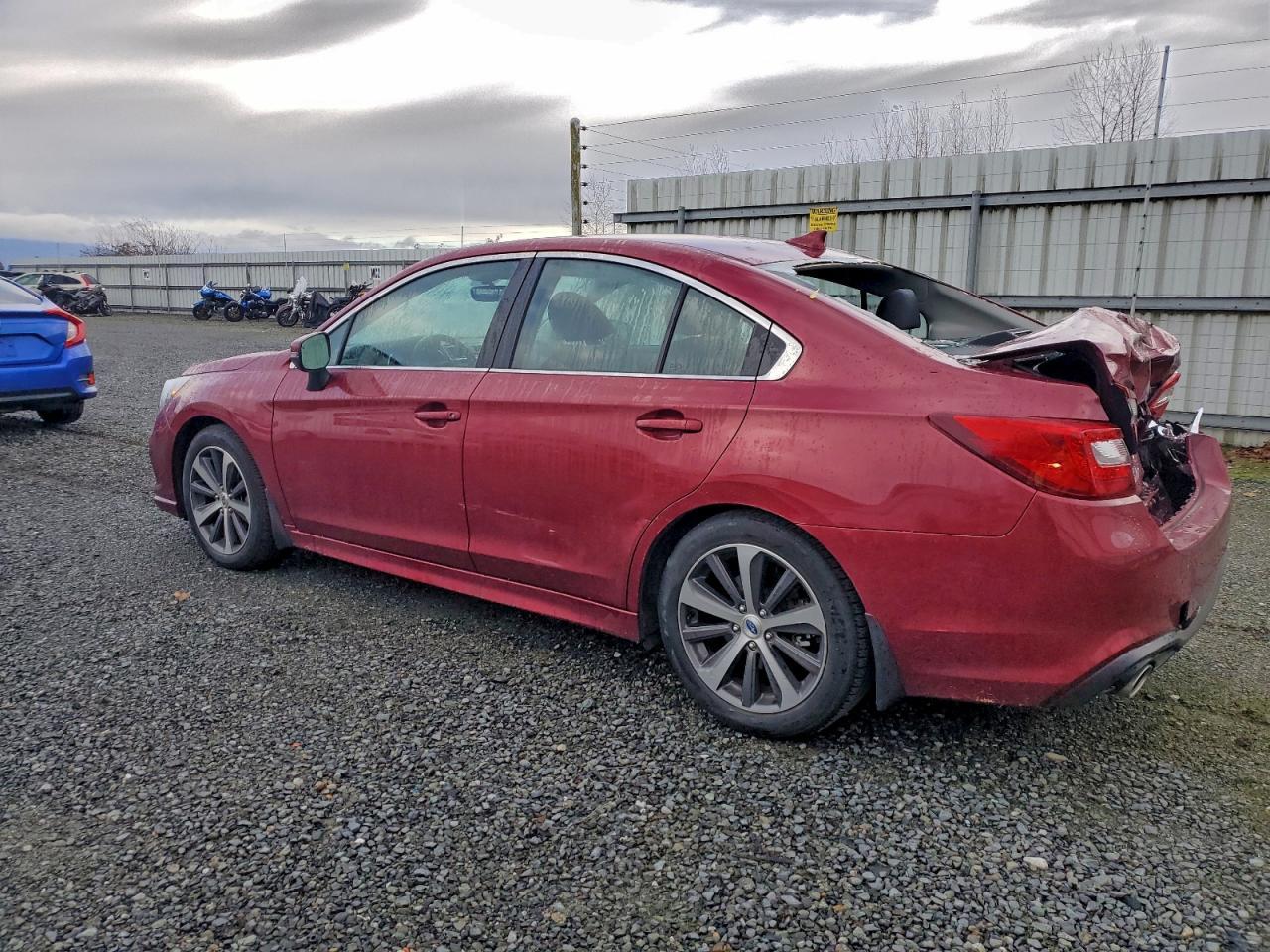 2018 Subaru Legacy - zdjęcie 2