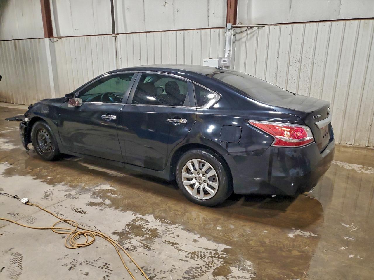 2015 Nissan Altima - zdjęcie 2