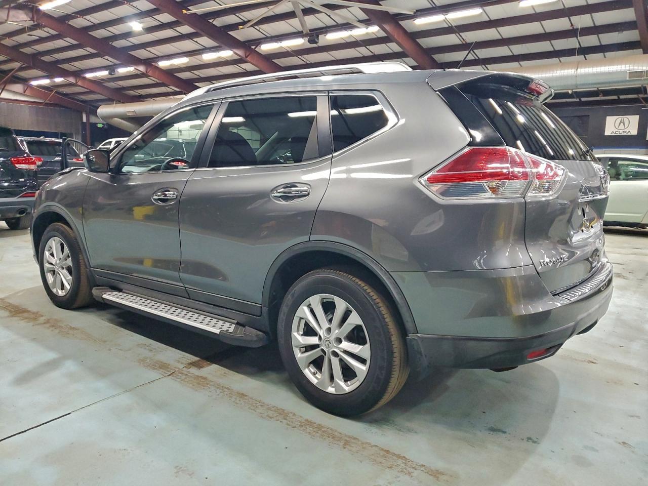 2015 Nissan Rogue - zdjęcie 2