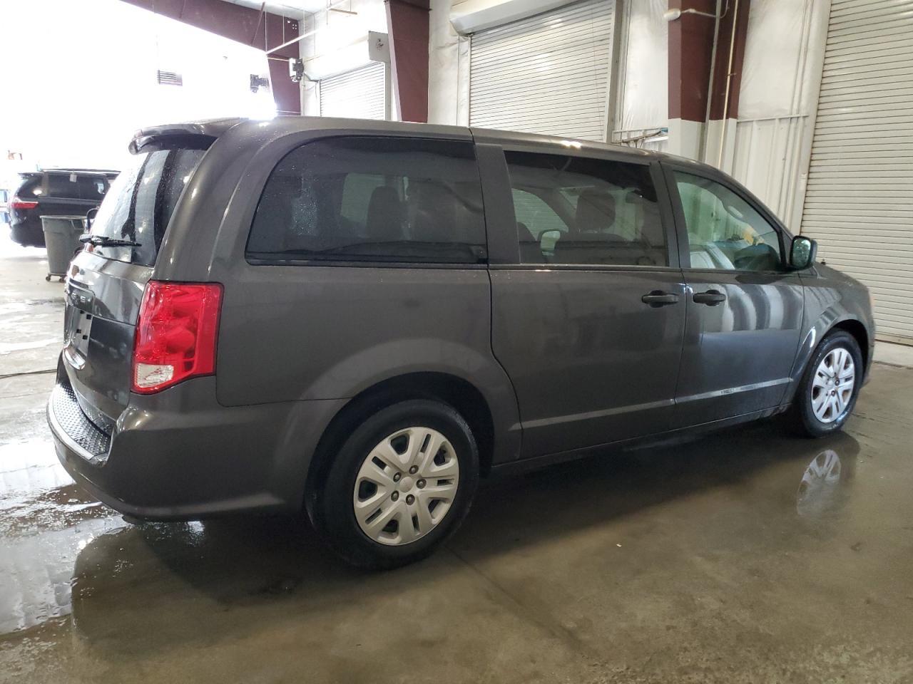 2020 Dodge Grand Caravan Se - zdjęcie 3