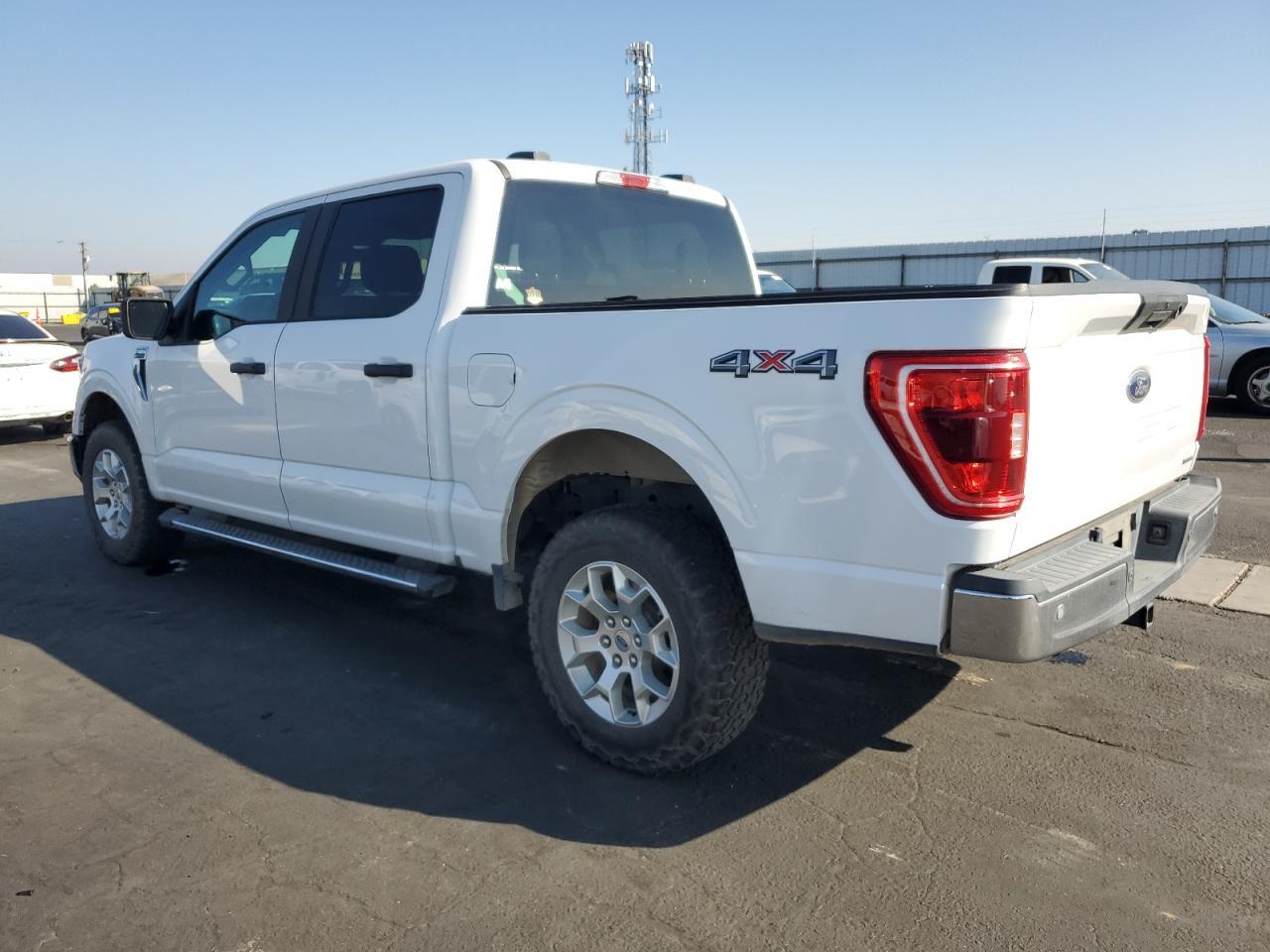 2021 Ford F150 Supercrew - zdjęcie 2