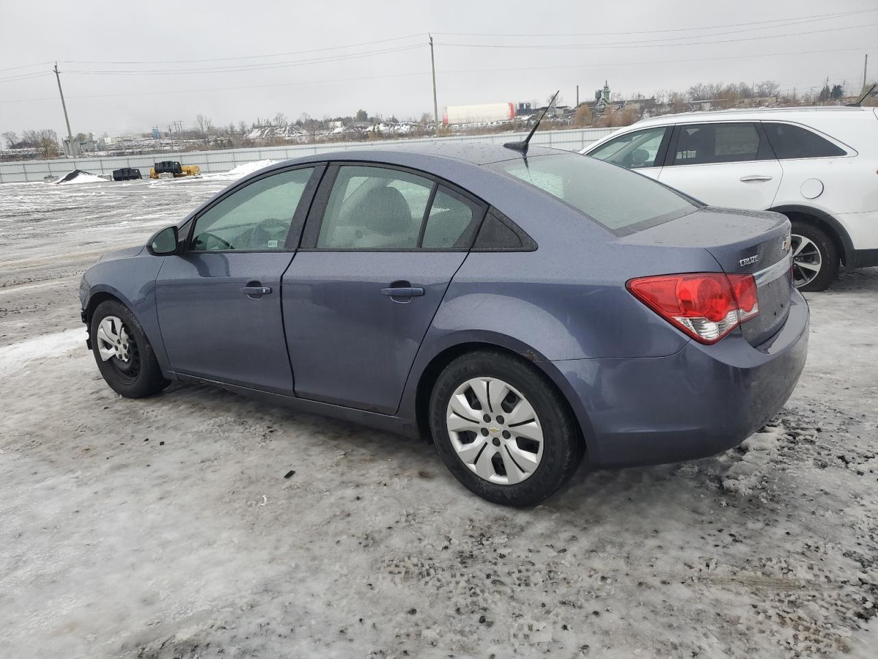 2013 Chevrolet Cruze - zdjęcie 2