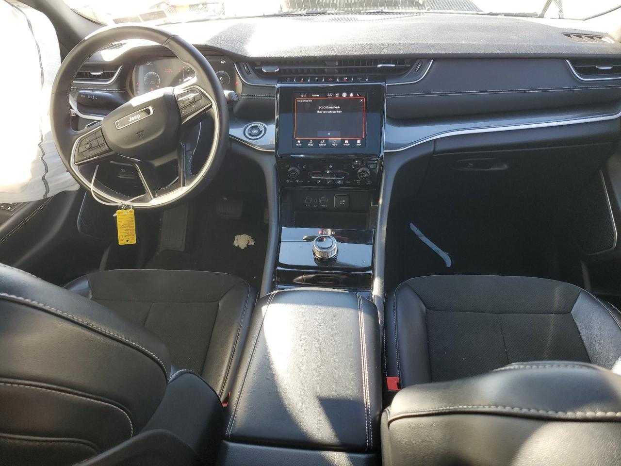 2021 Jeep Grand Cherokee L Laredo - zdjęcie 8