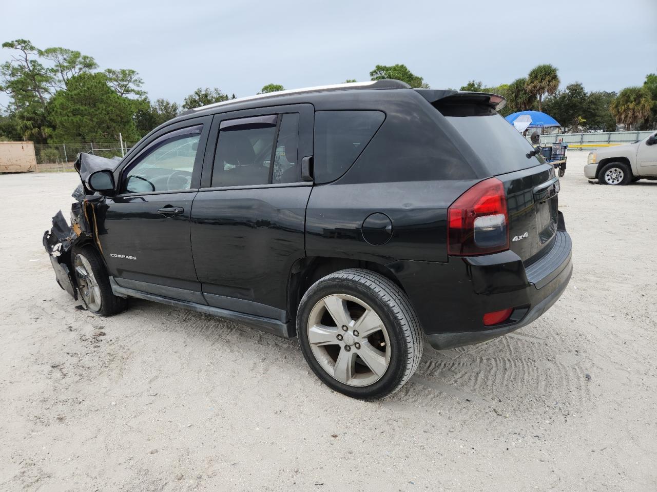 2014 Jeep Compass - zdjęcie 2
