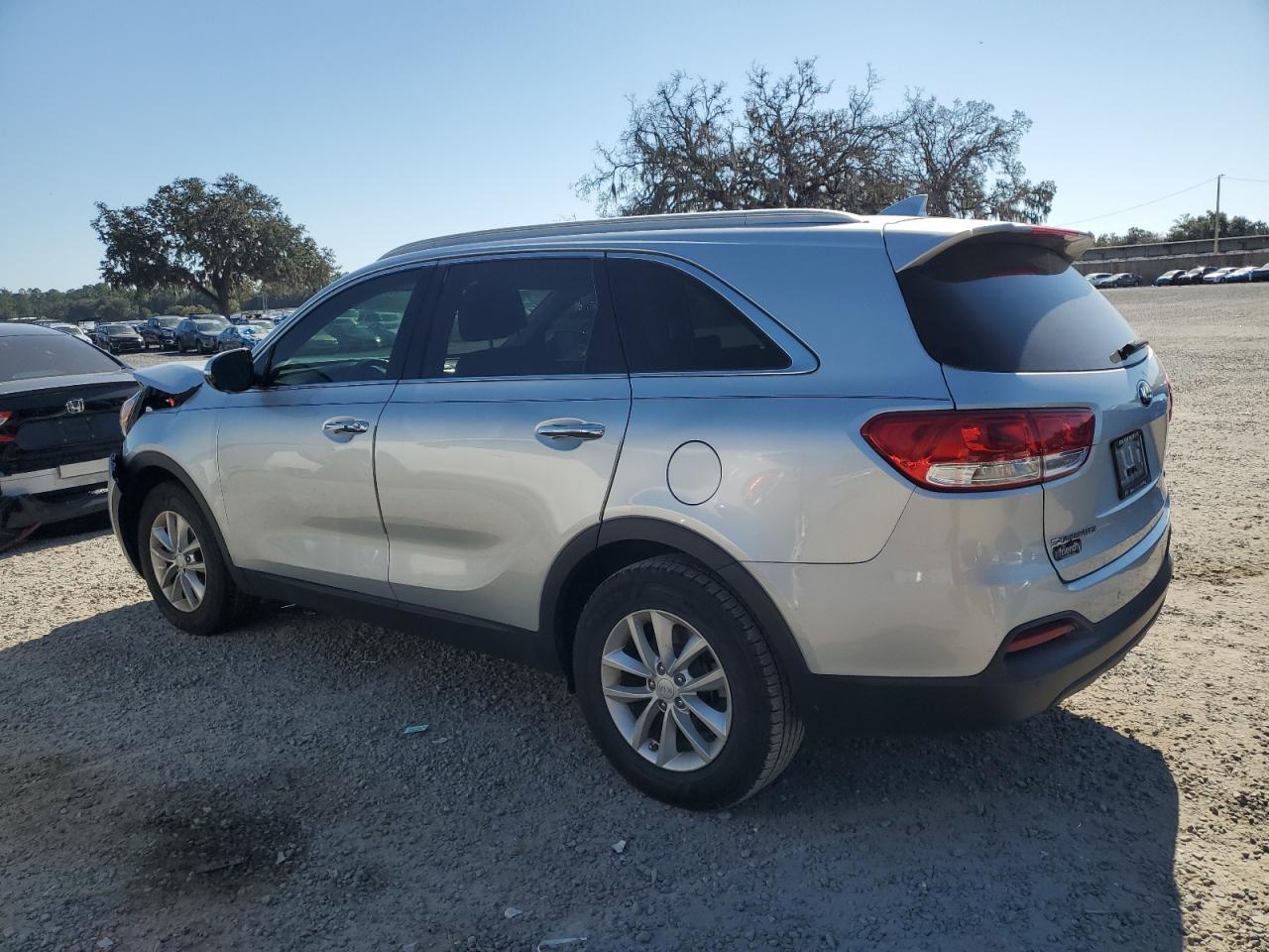 2017 Kia Sorento - zdjęcie 2