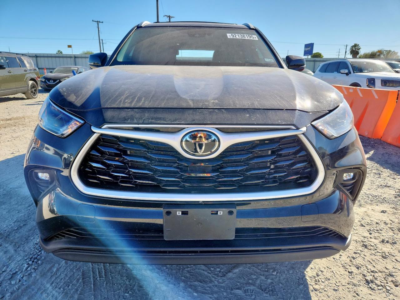 2023 Toyota Highlander L - zdjęcie 5