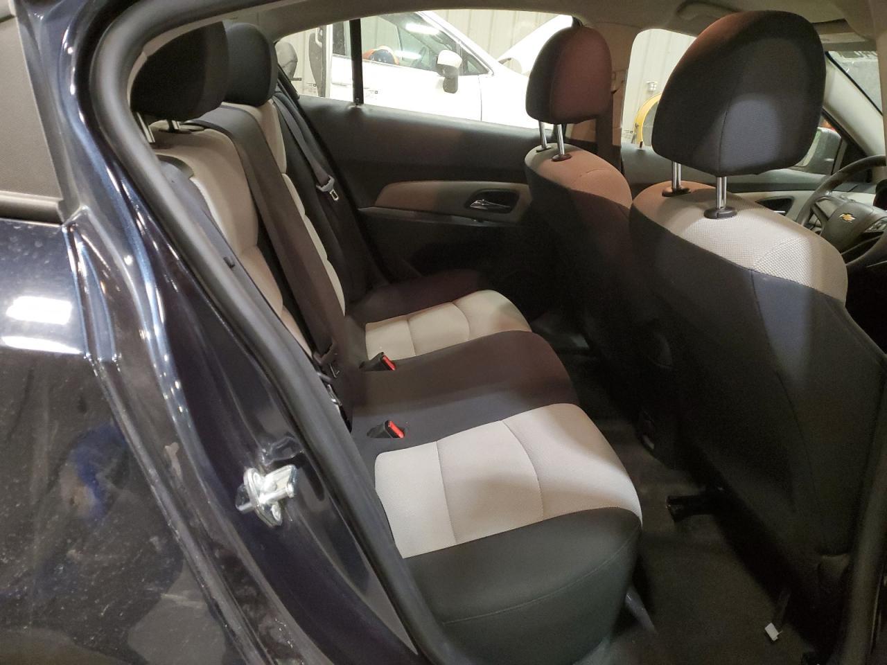 2016 Chevrolet Cruze Limited Ls - zdjęcie 10
