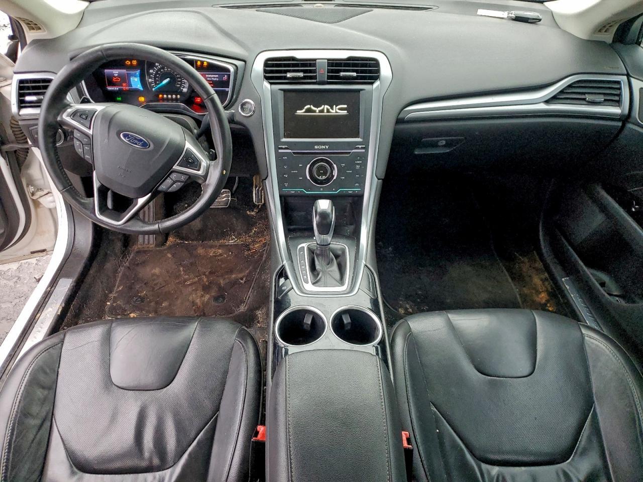 2013 Ford Fusion - zdjęcie 8