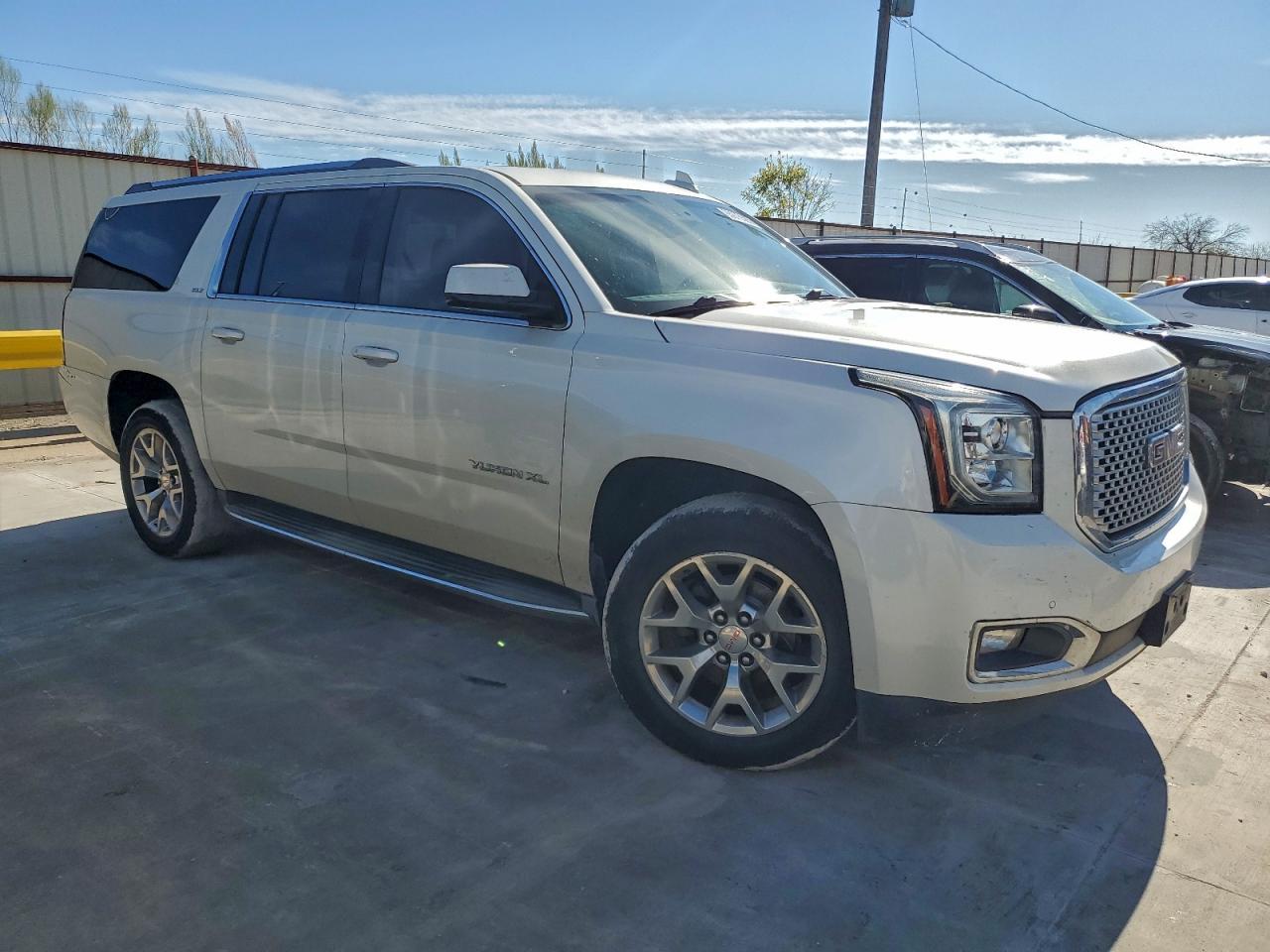 2015 GMC Yukon - zdjęcie 4