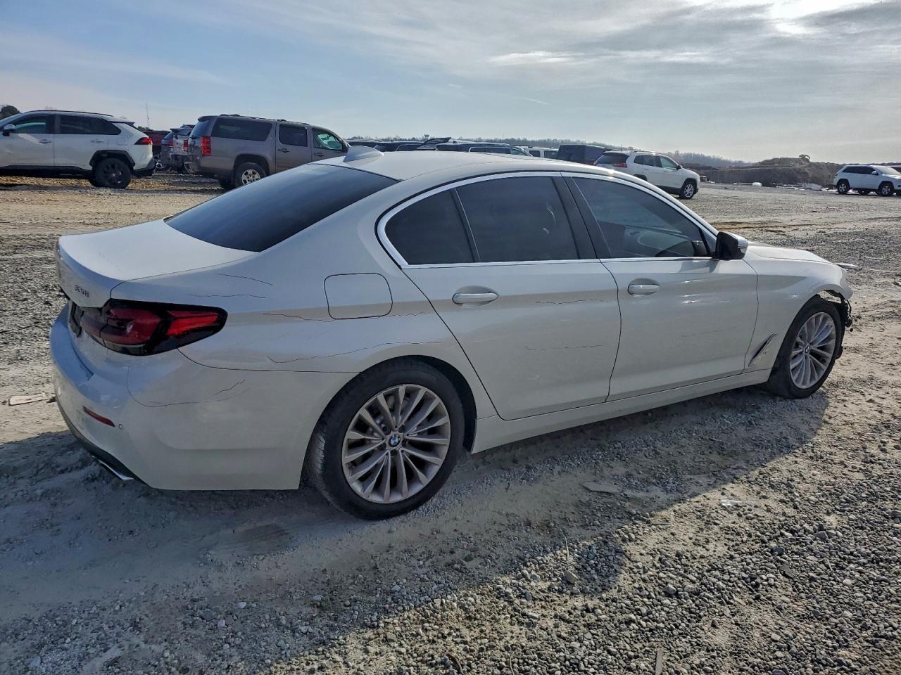 2023 BMW 530 Xi - zdjęcie 3