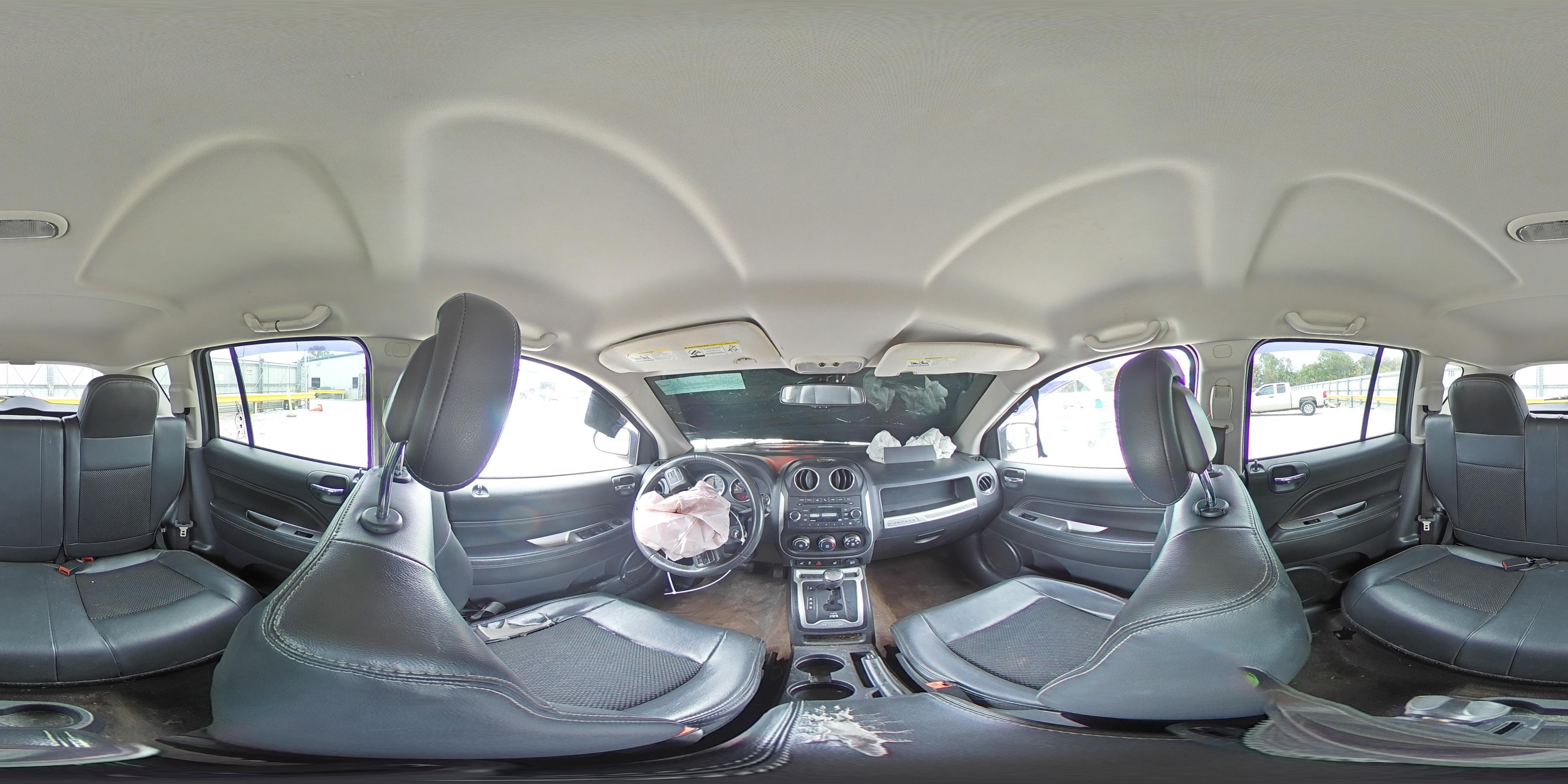 2014 Jeep Compass - zdjęcie 15