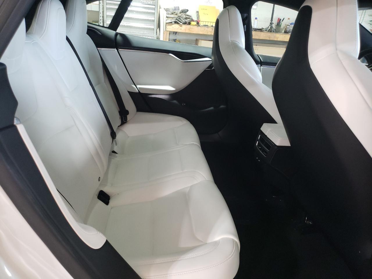 2017 Tesla Model S - zdjęcie 10