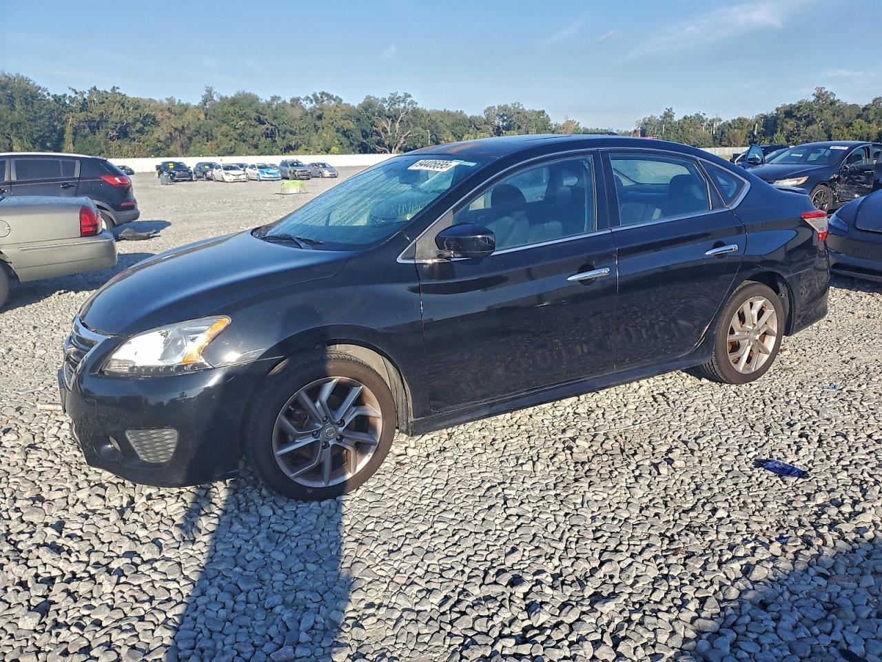 2014 Nissan Sentra - zdjęcie główne