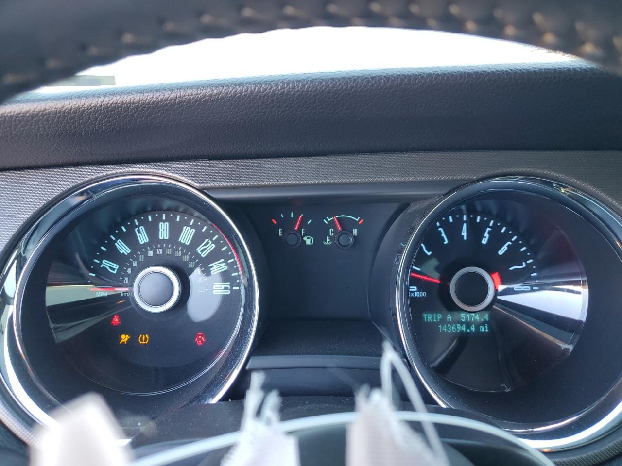 2014 Ford Mustang - zdjęcie 9