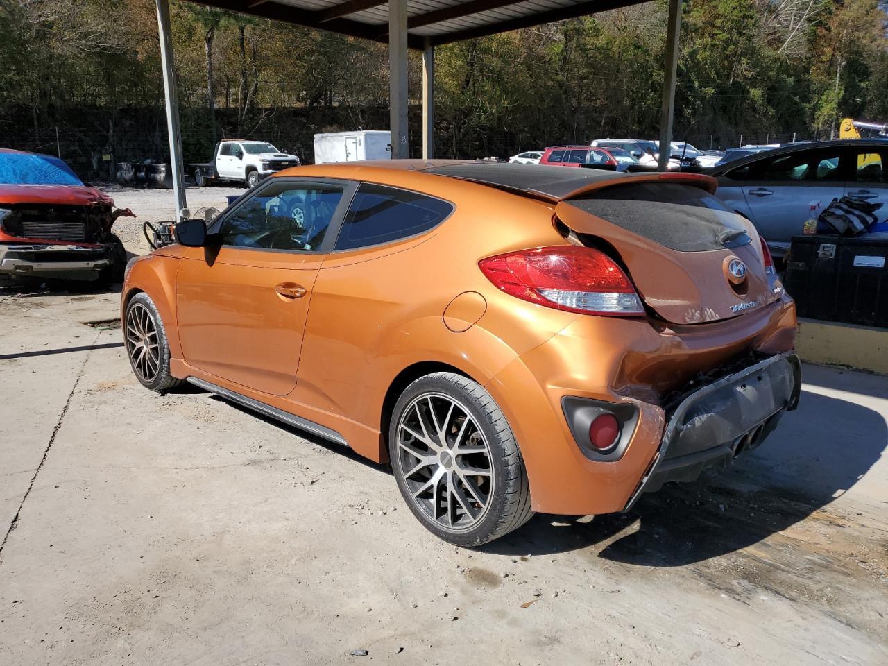 2016 Hyundai Veloster - zdjęcie 2