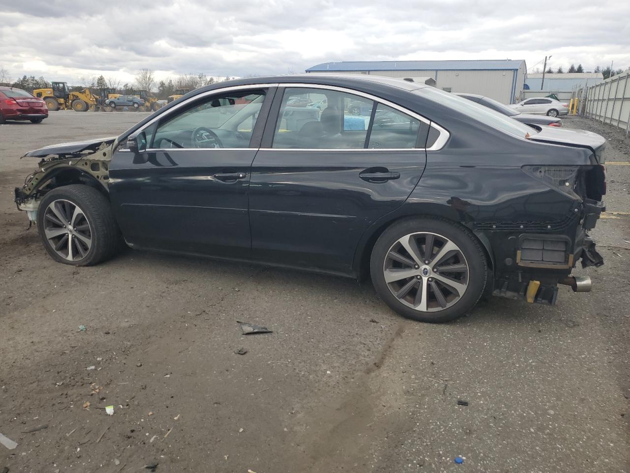 2015 Subaru Legacy - zdjęcie 2