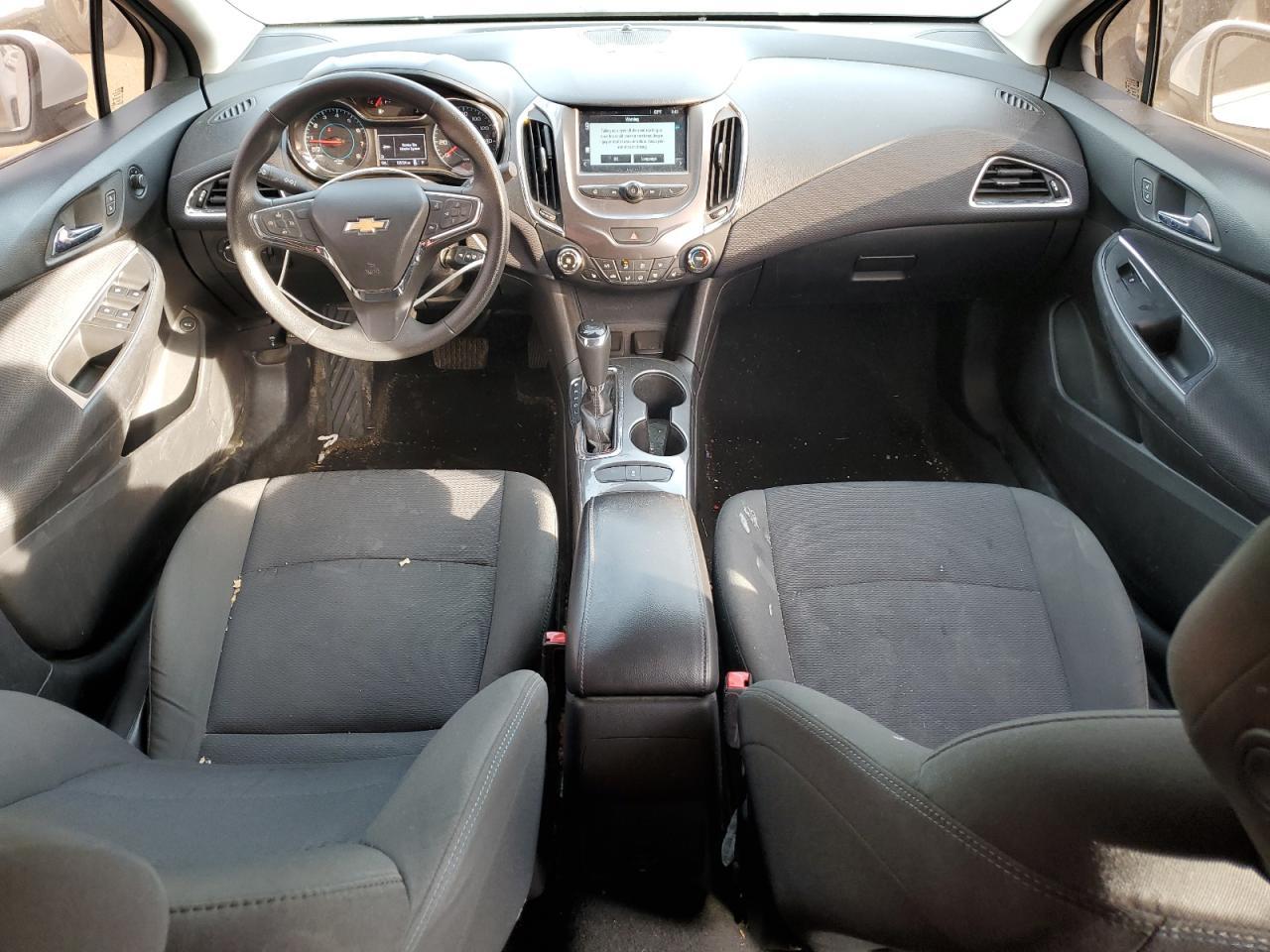 2018 Chevrolet Cruze - zdjęcie 8