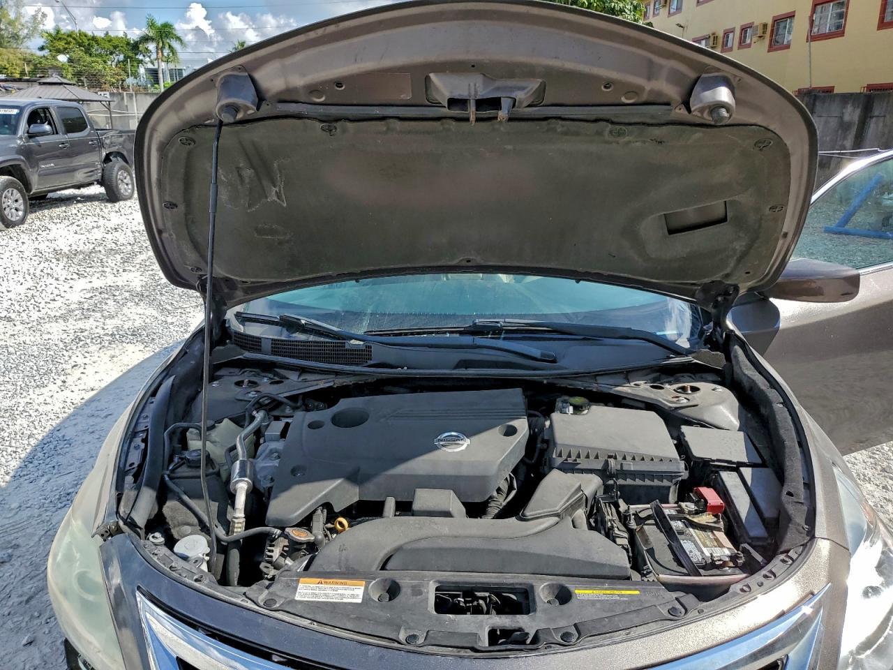 2013 Nissan Altima - zdjęcie 11