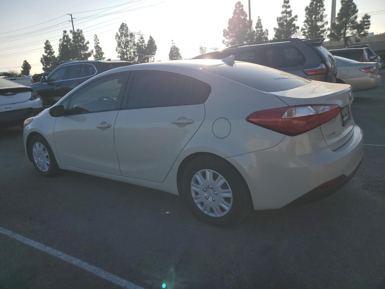2015 Kia Forte Lx - zdjęcie 2
