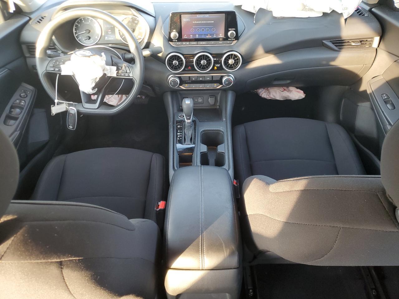 2025 Nissan Sentra - zdjęcie 8