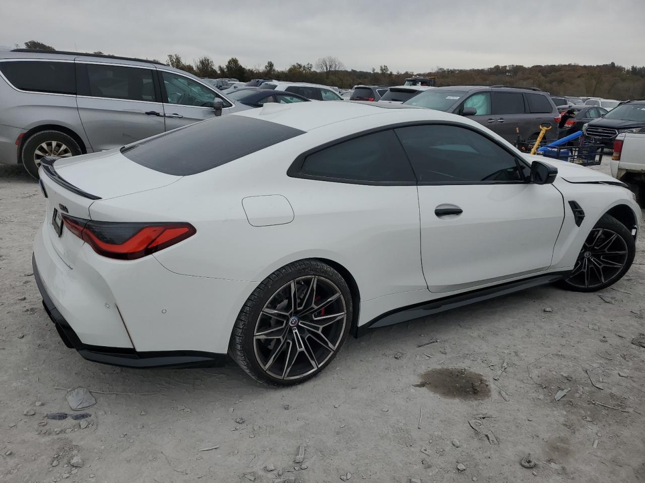 2023 BMW M4 Competition - zdjęcie 3