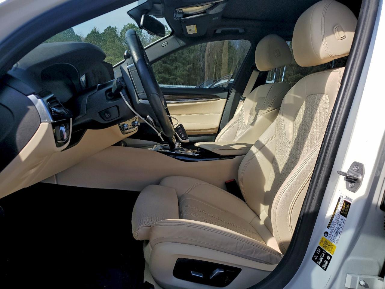 2023 BMW 530 Xi - zdjęcie 7