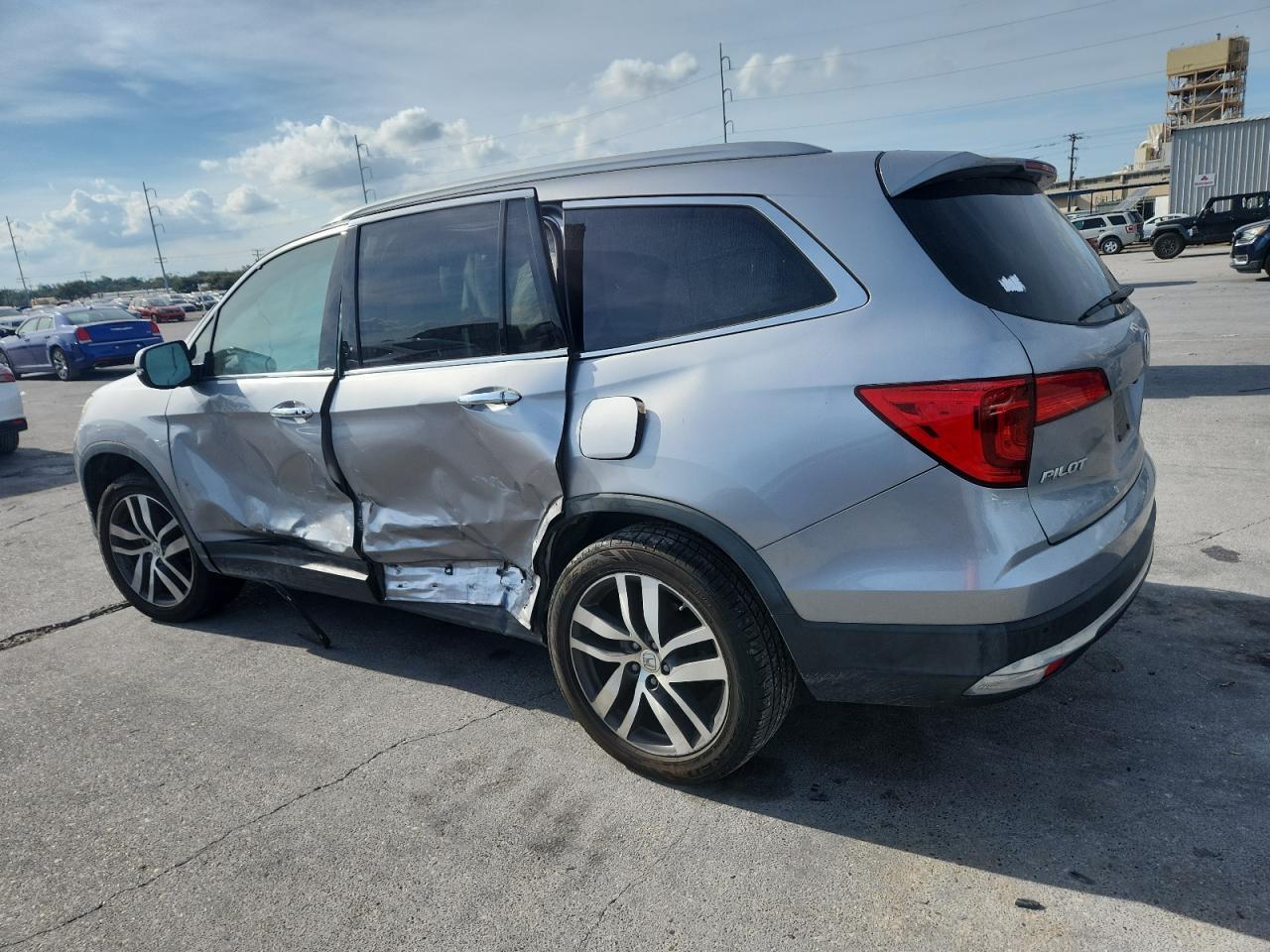 2016 Honda Pilot Touring - zdjęcie 2