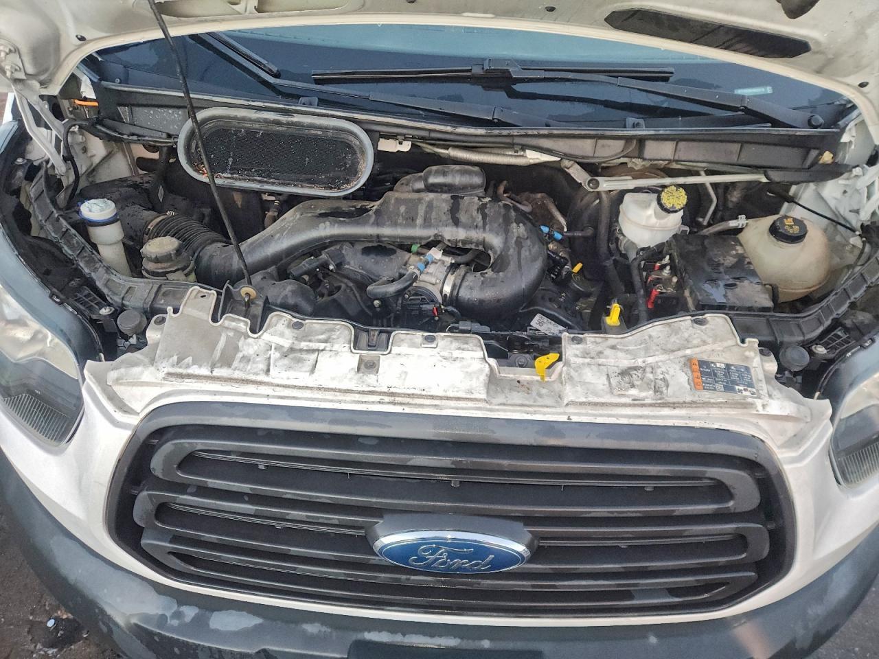 2017 Ford Transit - zdjęcie 11