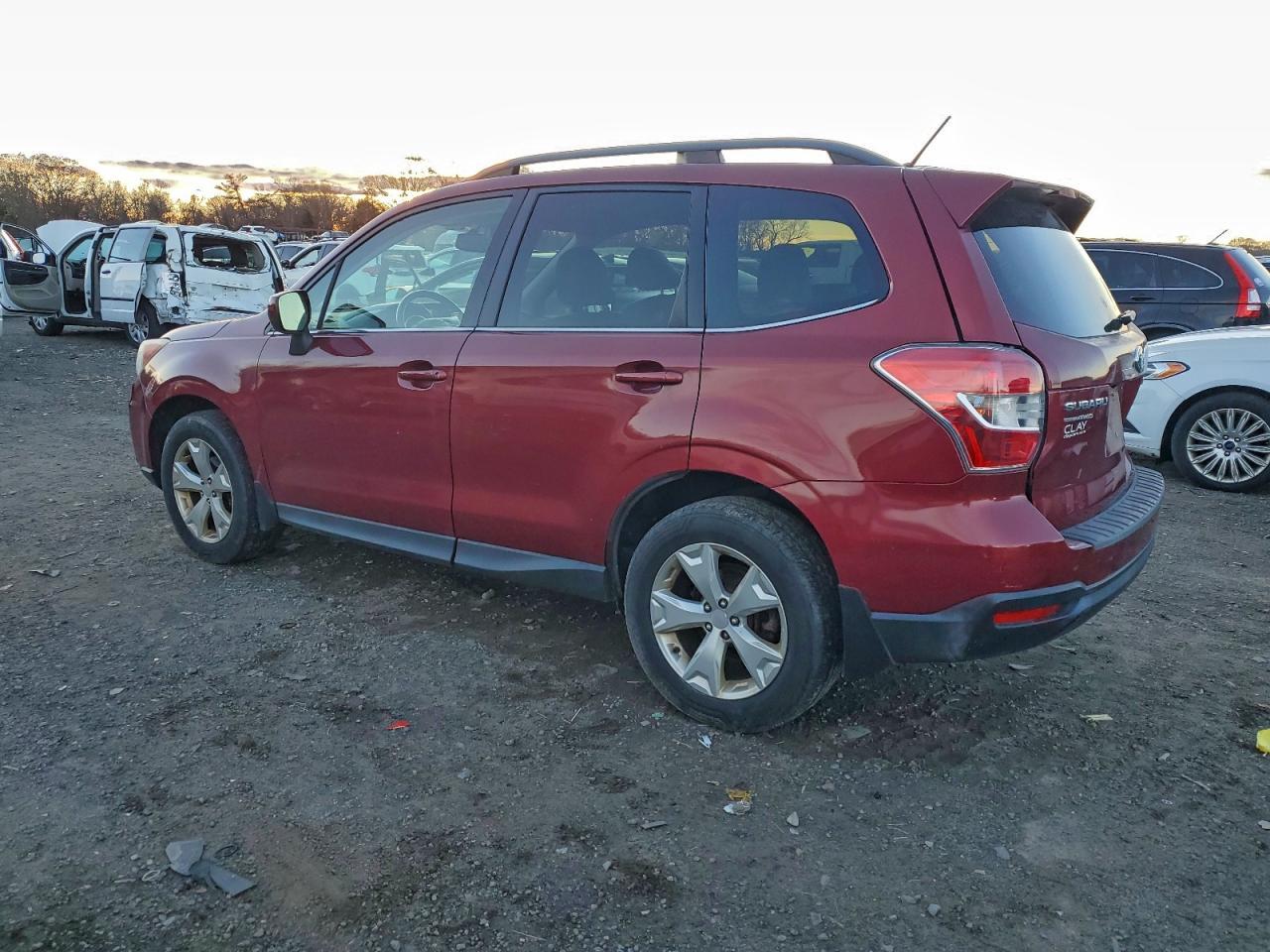 2014 Subaru Forester - zdjęcie 2