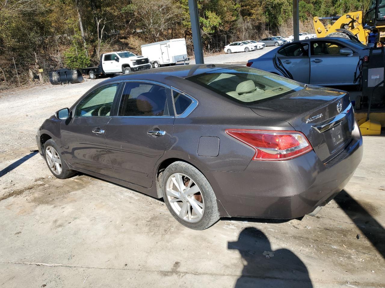 2013 Nissan Altima - zdjęcie 2