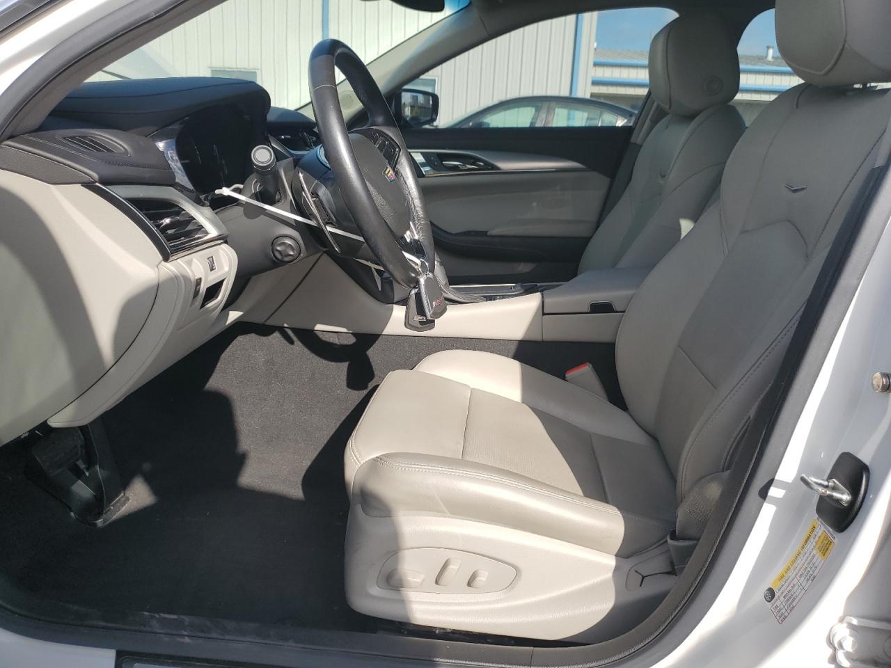2017 Cadillac CTS - zdjęcie 7