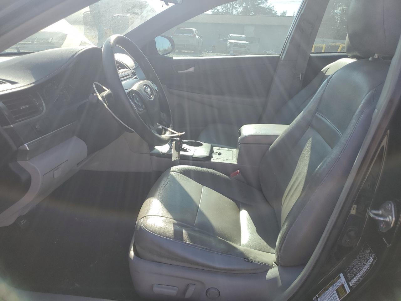 2014 Toyota Camry - zdjęcie 7