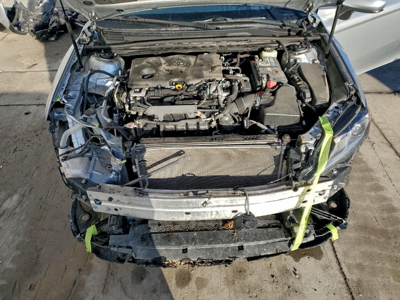 2018 Toyota Camry - zdjęcie 11