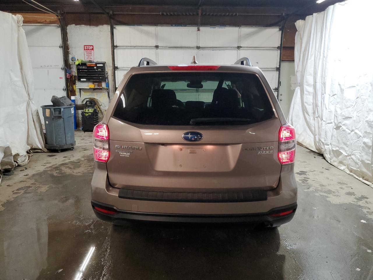 2016 Subaru Forester - zdjęcie 6