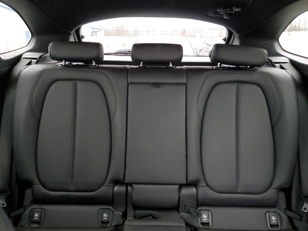 2016 BMW X1 - zdjęcie 10