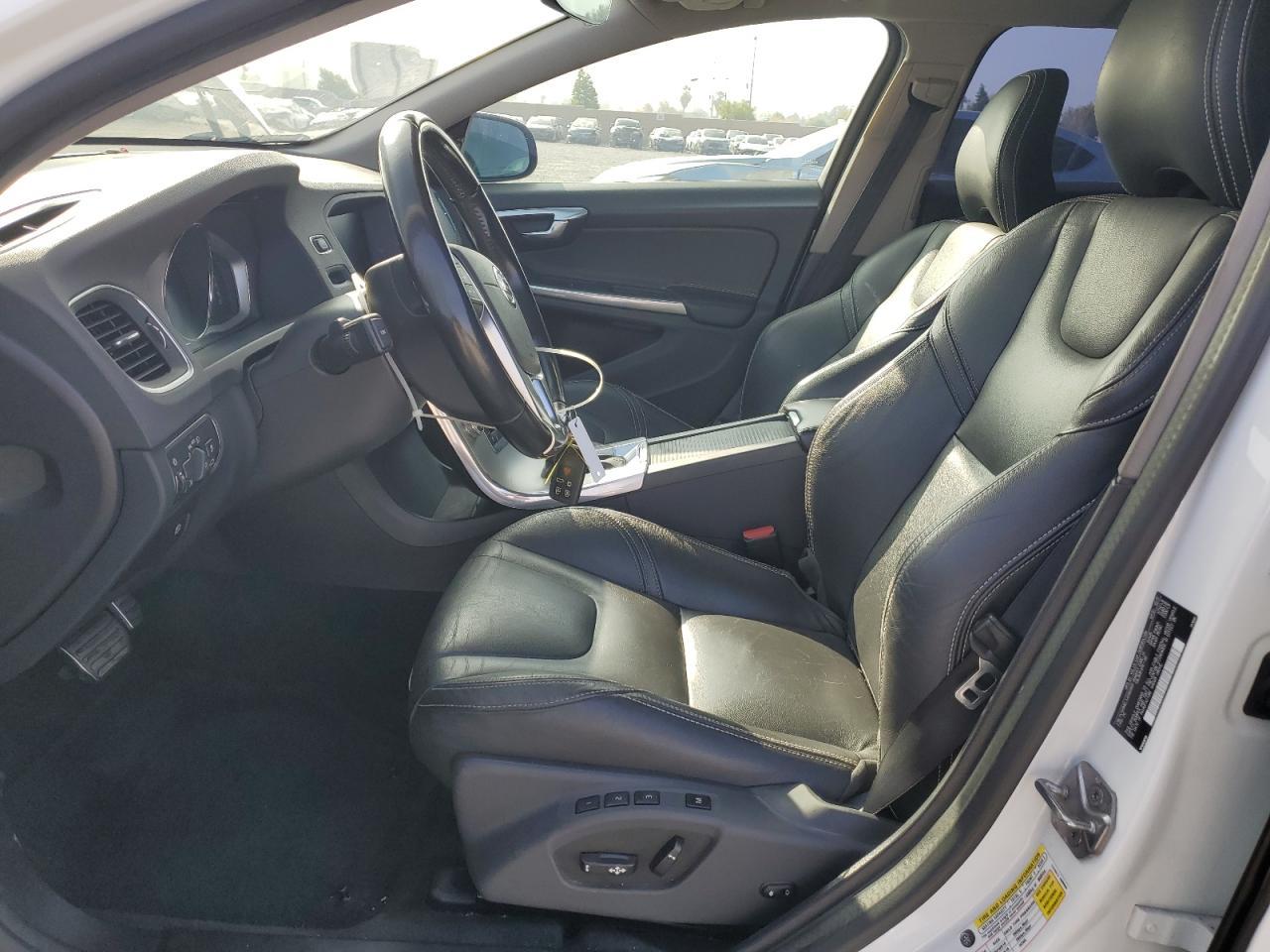 2018 Volvo V60 T5 Dynamic - zdjęcie 7