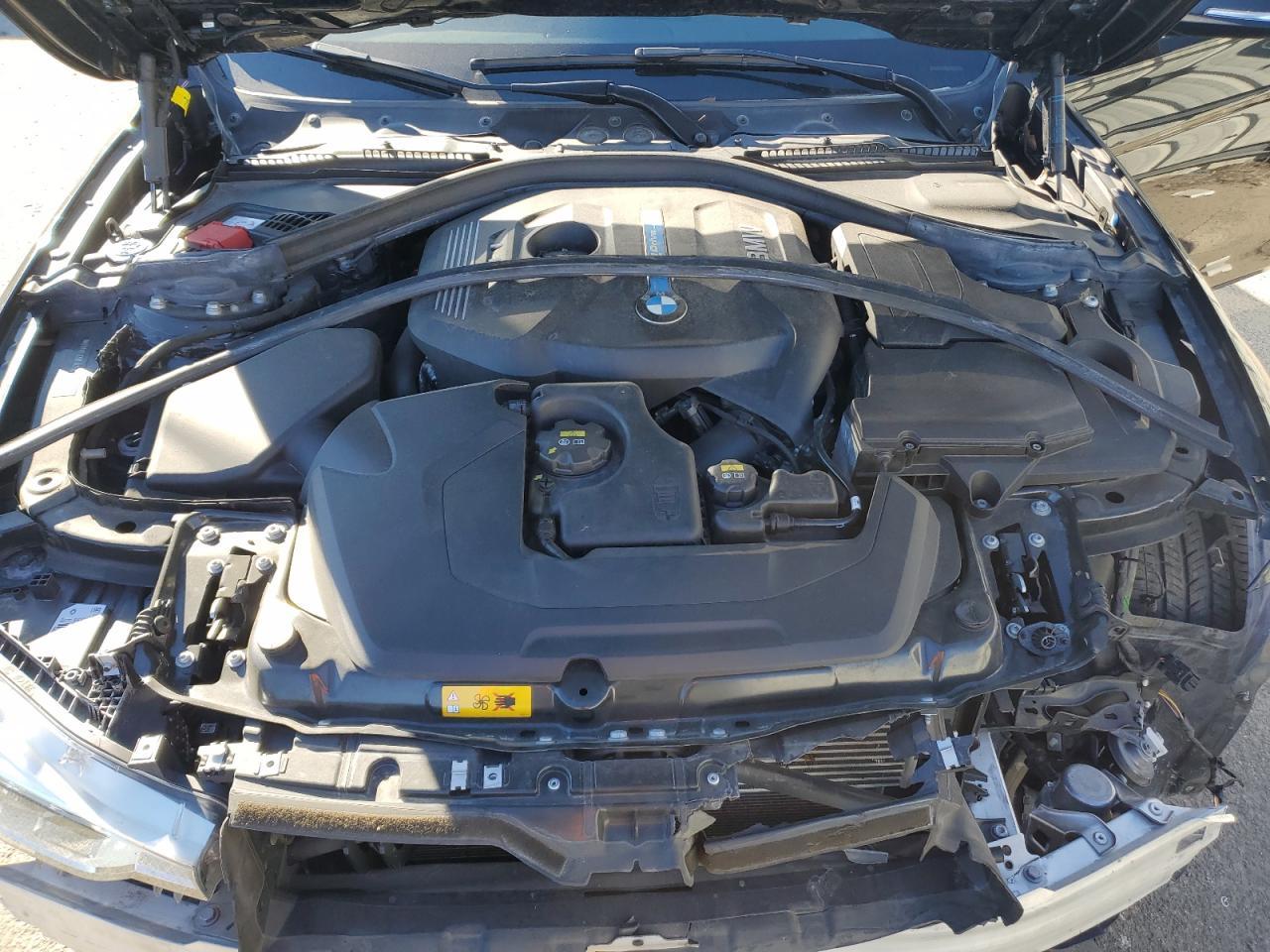 2018 BMW Seria 3 - zdjęcie 11