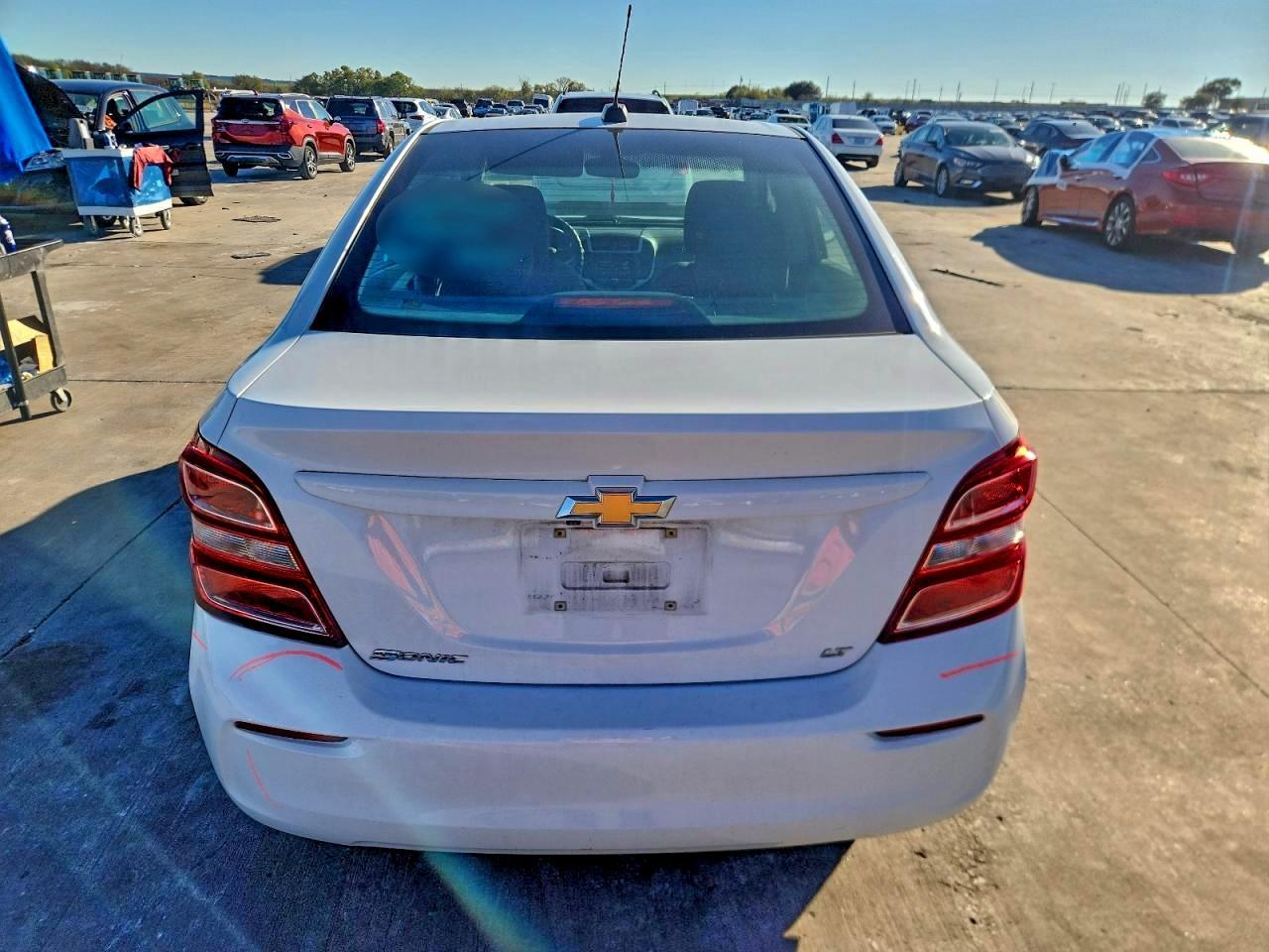 2017 Chevrolet Sonic Lt - zdjęcie 6