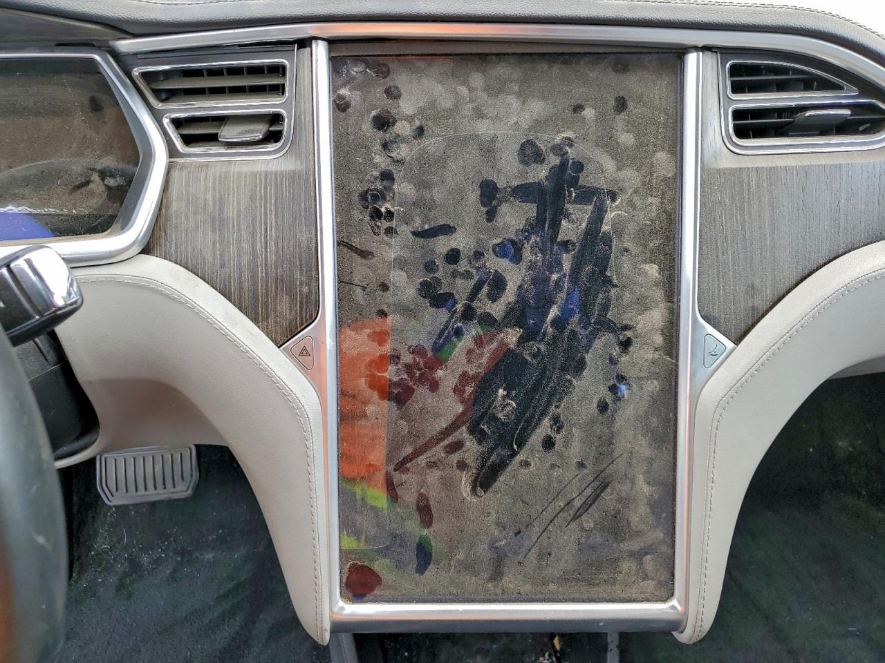 2013 Tesla Model S - zdjęcie 9